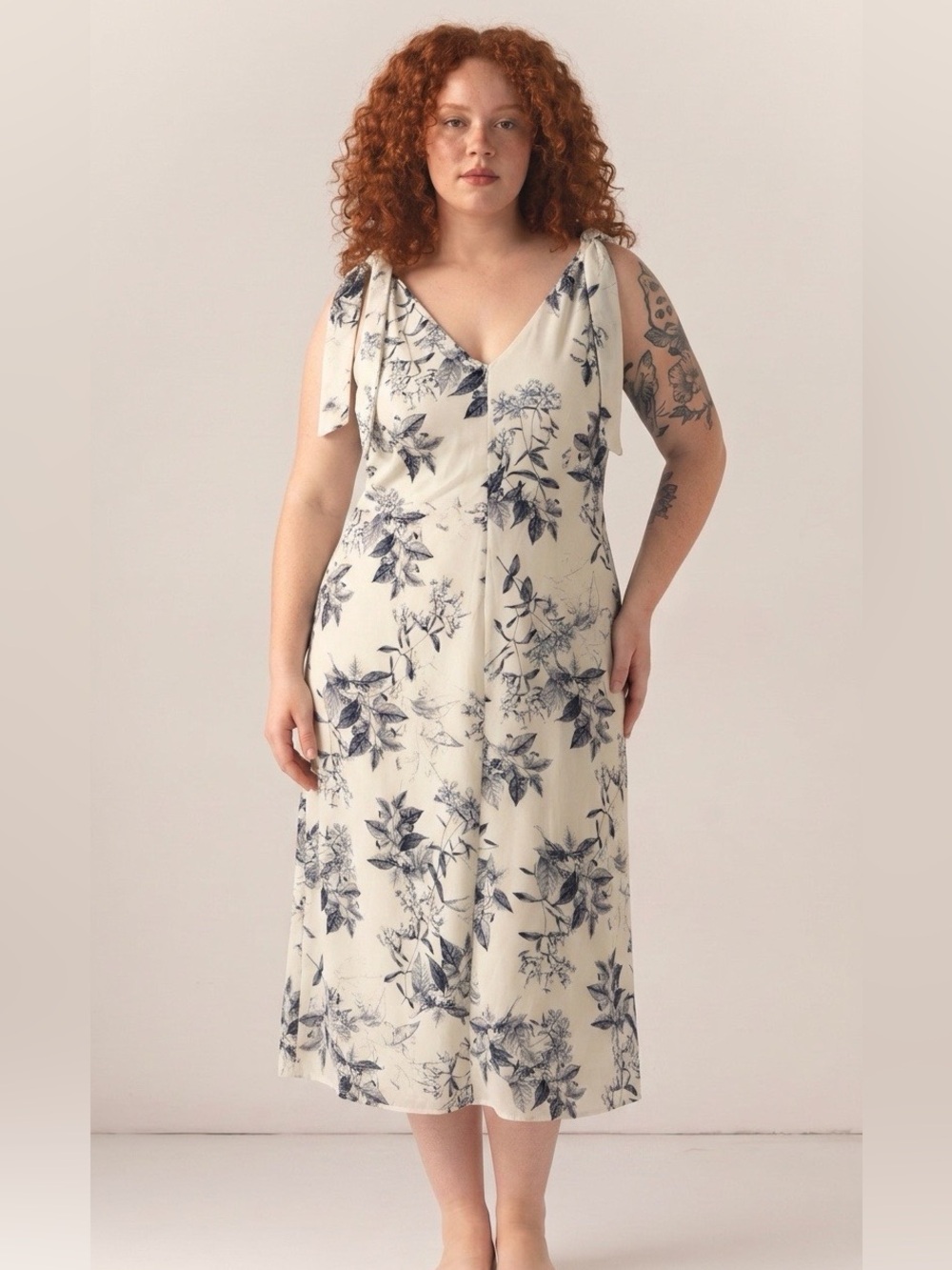 Floral Sleeveless V-Neck Jumpsuit Size 18